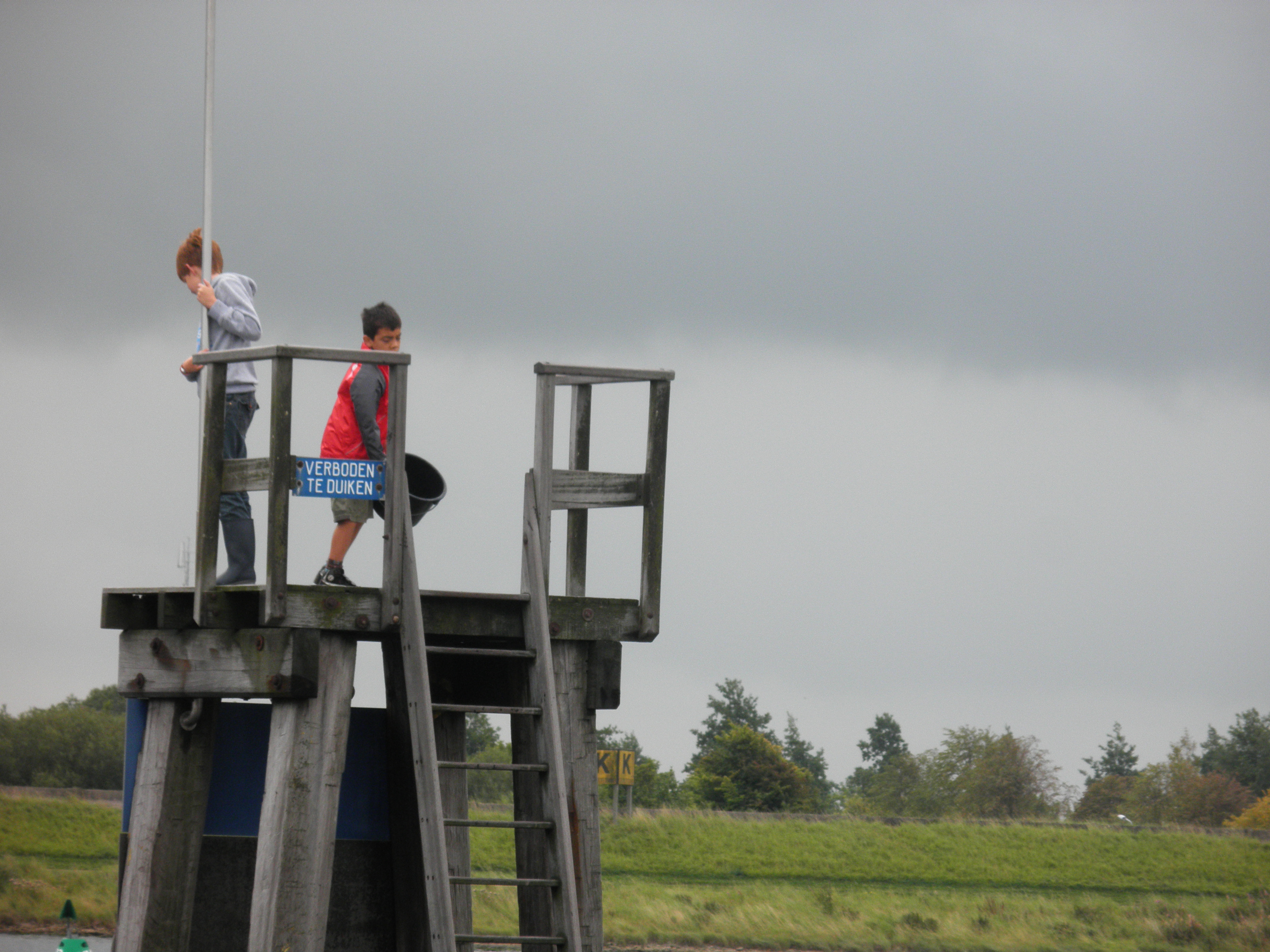 12 8 2011 10 28 44 0077